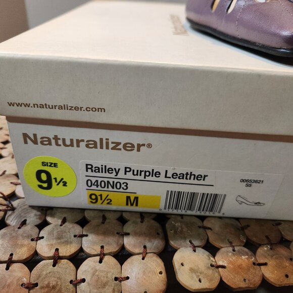 Naturalizer Railey Purple Leather Kitten Low Heel Pump Shoe Bow Women's Size 9.5 - Picture 10 of 10